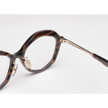 Load image into Gallery viewer, Carmen - 037